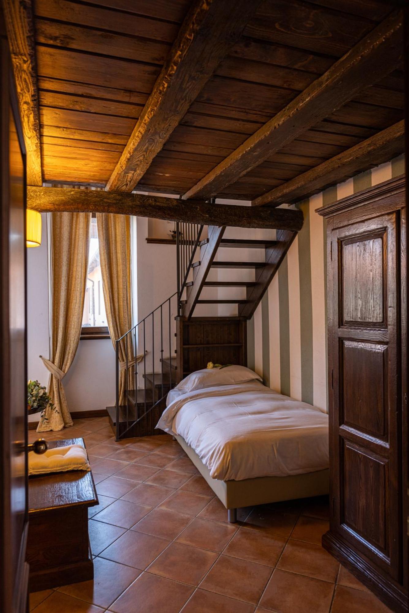 Al Castello Hotel 4*